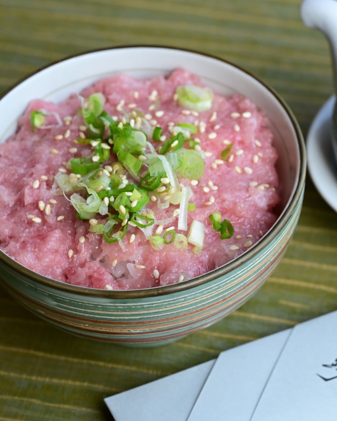 【加推!日式早餐 🇯🇵 Japanese Breakfast】
📢 好消息!由於反應熱烈,我們將繼續供應傳統日式早餐體驗至5月底。逢星期日及公眾假期早上蒞臨嵯峨野,品嚐超過15款精緻日式家庭早晨滋味,充滿活力地迎接假日滿滿行程。
Good news to Japanese food lovers! Due to popular demand, our authentic Japanese breakfast will now be available every Sunday and public holidays until the end of May. Book your spot and relish over 15 delicate flavours of traditional morning delights for an energised morning.
😋 必食美饌 Must-try items:
🔹 納豆 Natto
🔹 鹽燒鯖魚 Grilled Mackerel
🔹「蘭王」雞蛋卷 Pan-fried Egg Roll
🔹 葱免治吞拿魚腩飯 Minced fatty tuna with spring onion on rice (+ HKD40)
💰每位 HKD180 +10% per person
☎️ 立即預訂 l Book now: 2313 4222
🖥️: 請到主頁面點擊連結 Link in Bio
#NewWorldHotels #MyMillennium #NewWorldMillenniumHongKongHotel #千禧新世界香港酒店 #Sagano