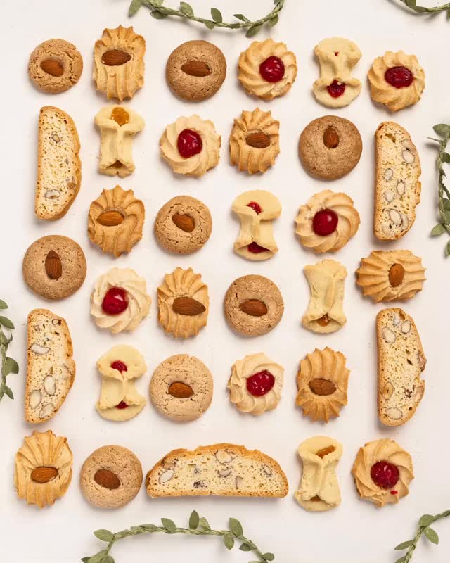 NEW to our Christmas range…Mixed biscuit pack. Filled with delicious Italian biscuits, perfect....